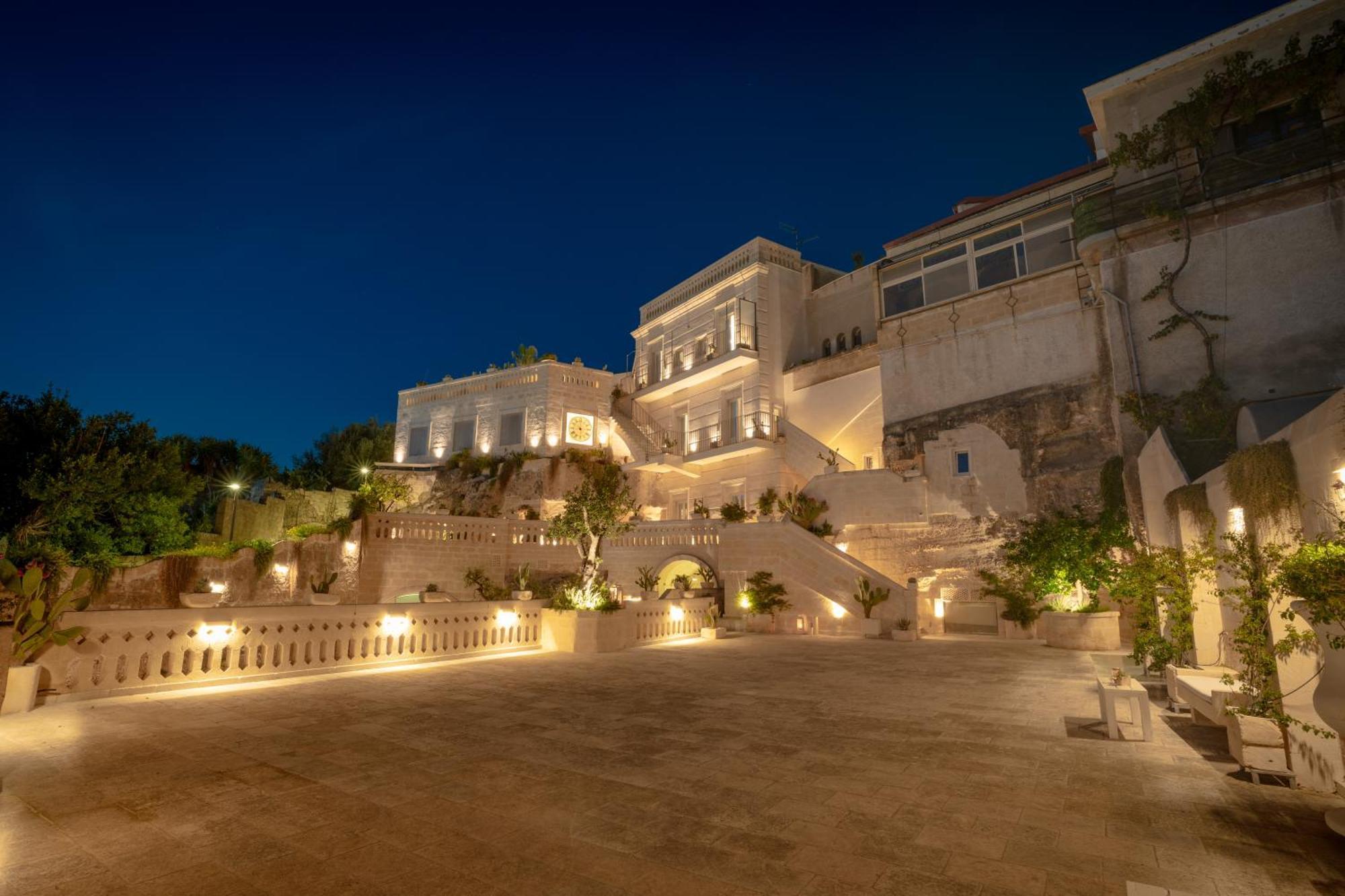 Tufo Bianco Relais Bed & Breakfast Massafra Bagian luar foto