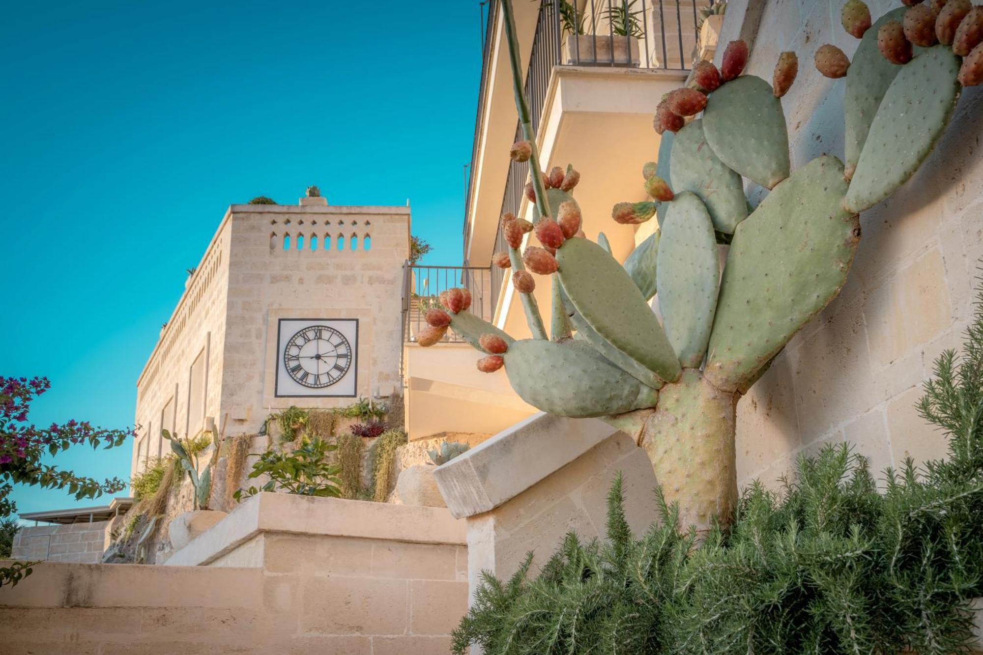 Tufo Bianco Relais Bed & Breakfast Massafra Bagian luar foto