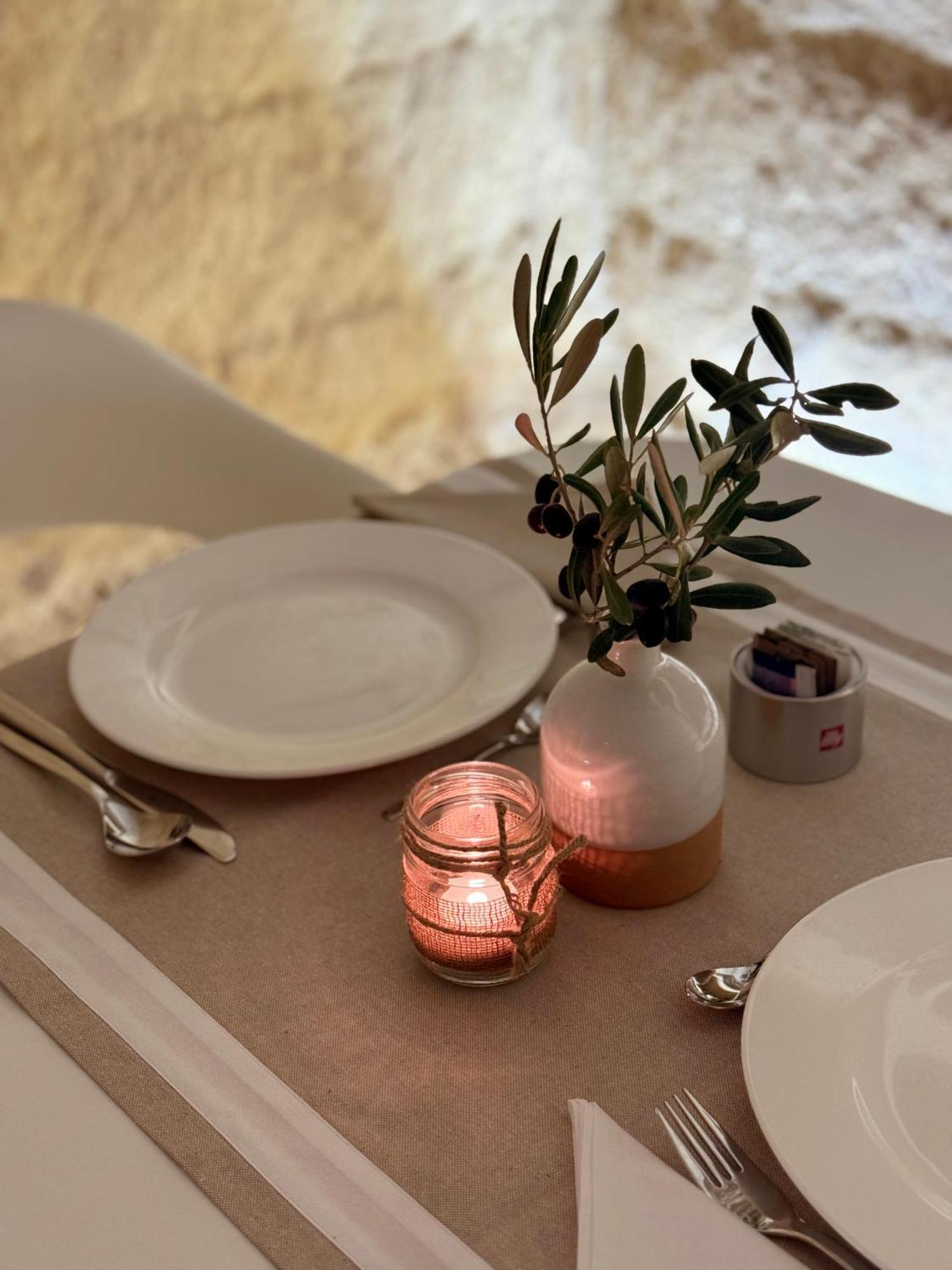 Tufo Bianco Relais Bed & Breakfast Massafra Bagian luar foto
